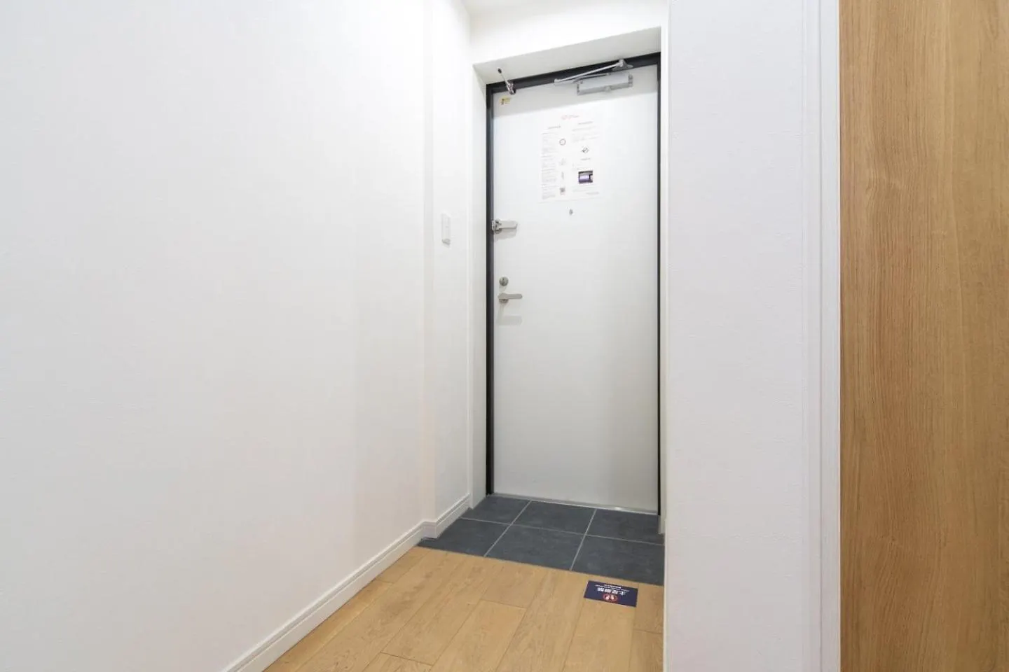 Repure Higashimukojima Ekimae Residence II 東京都 アパート