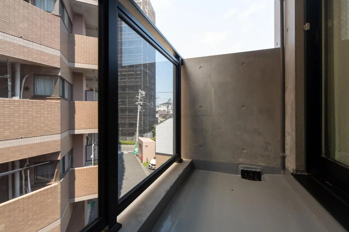 Apartment Repure Higashimukojima Ekimae Residence II Tokyo